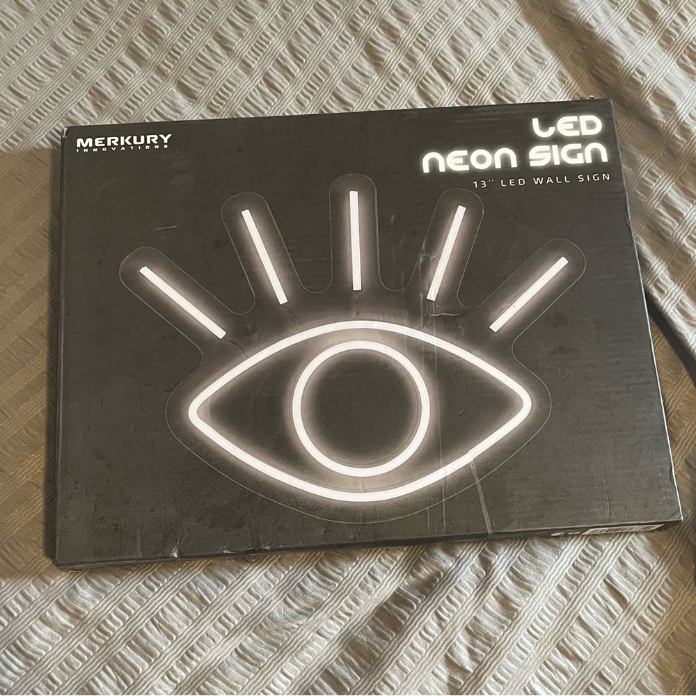 Vivid Bright White All-Seeing Eye LED Night Light Room Wall Decoration
